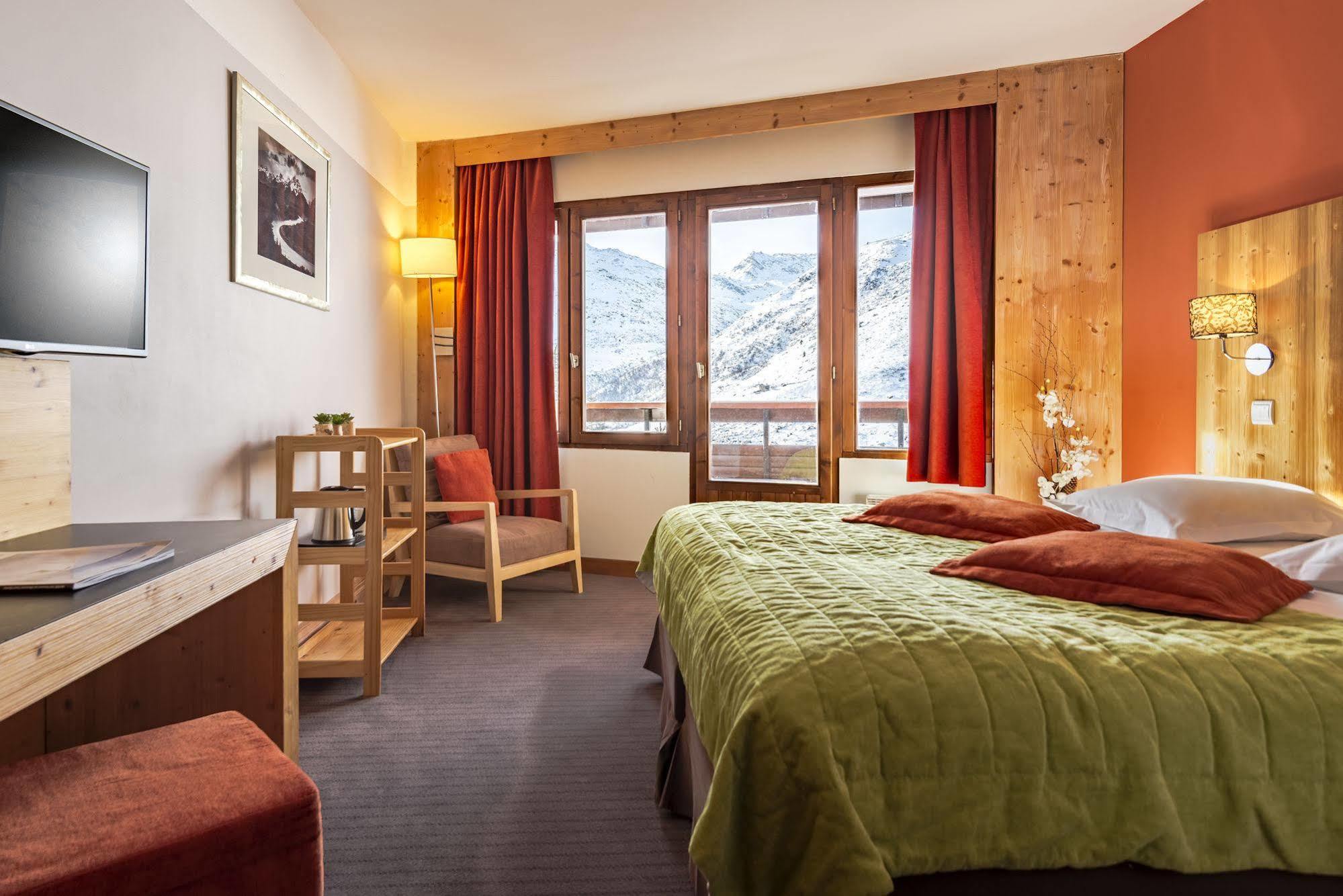 Hotel Les Menuires Les Bruyeres Екстер'єр фото